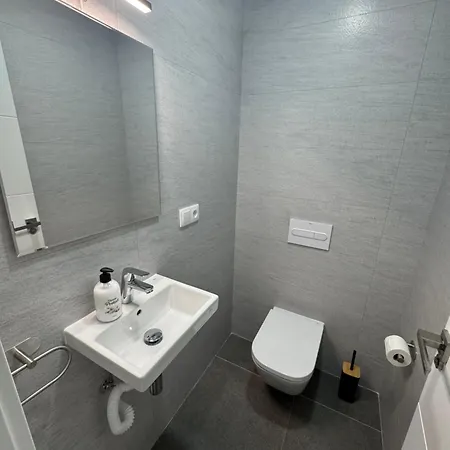 Montero Premium Centro 4 Huespedes * لقنت